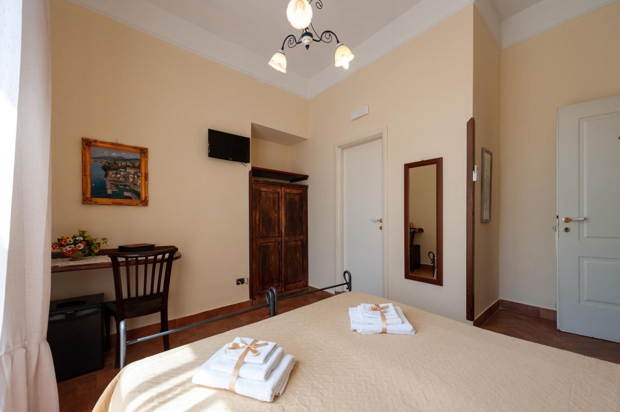 B&B Conte Cavour Napoli Eksteriør bilde