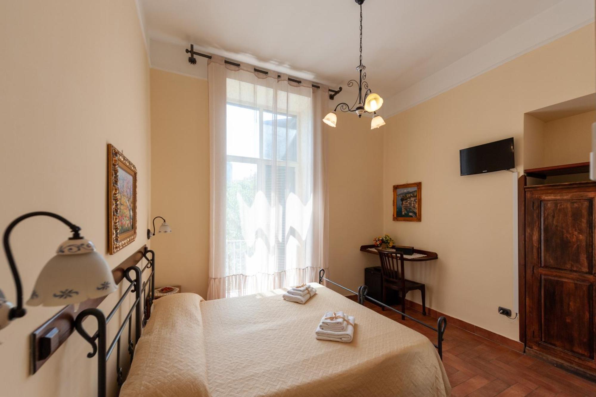 B&B Conte Cavour Napoli Eksteriør bilde