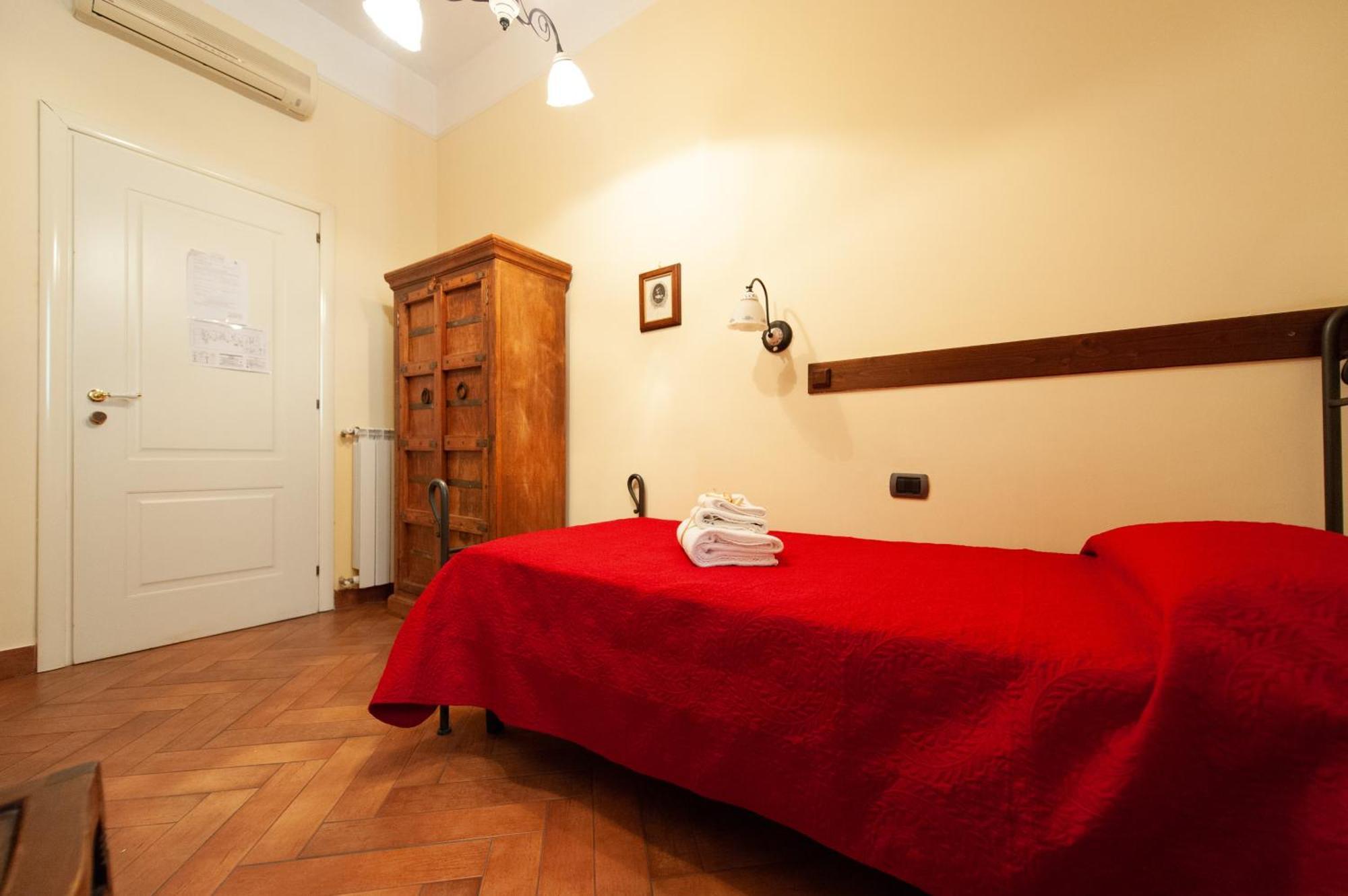 B&B Conte Cavour Napoli Eksteriør bilde
