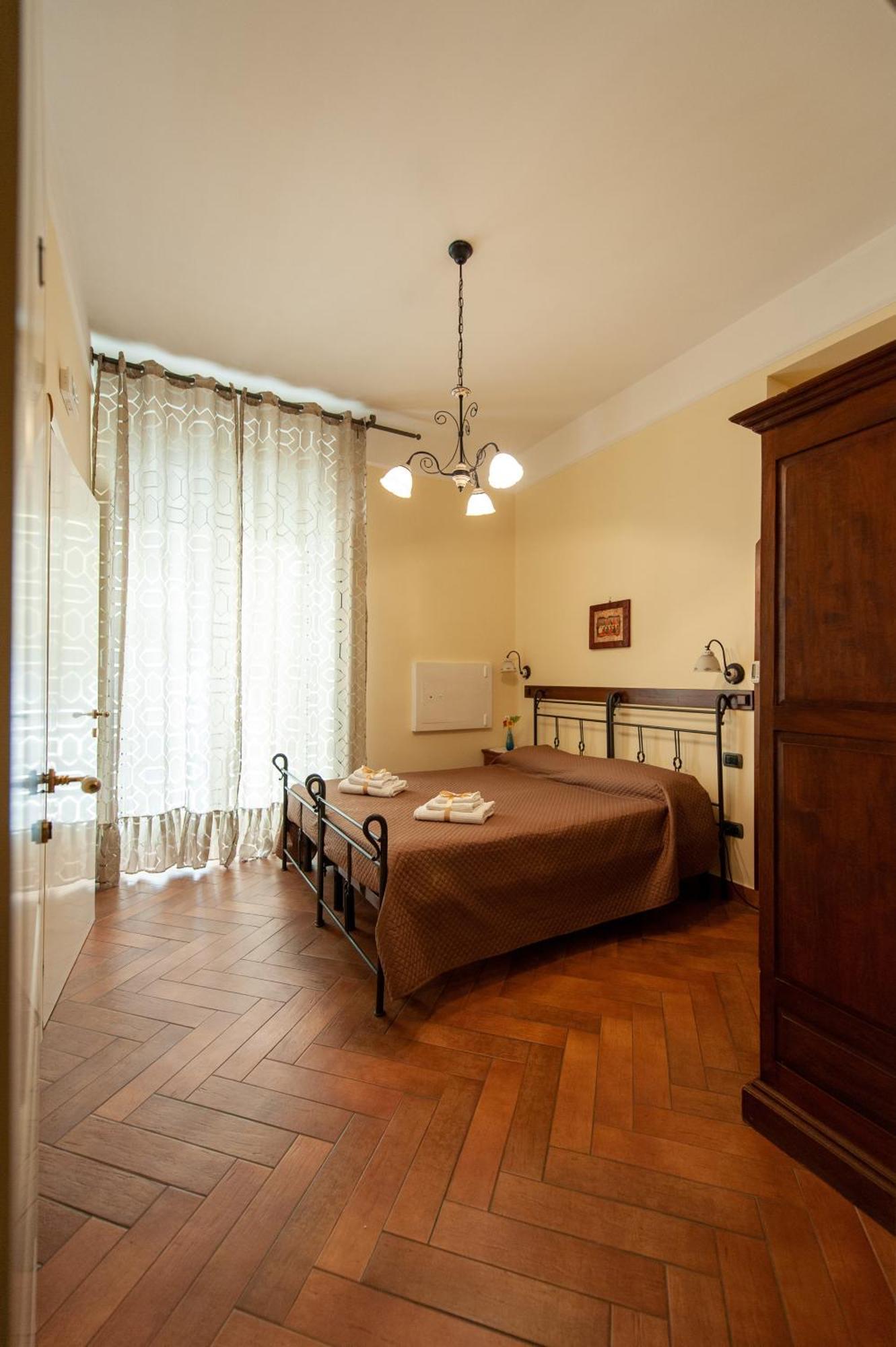 B&B Conte Cavour Napoli Eksteriør bilde