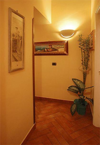 B&B Conte Cavour Napoli Eksteriør bilde