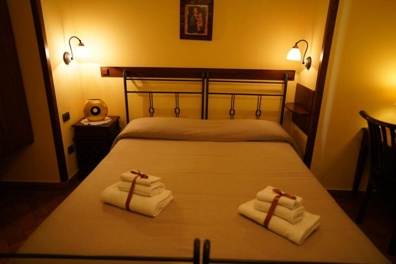 B&B Conte Cavour Napoli Eksteriør bilde